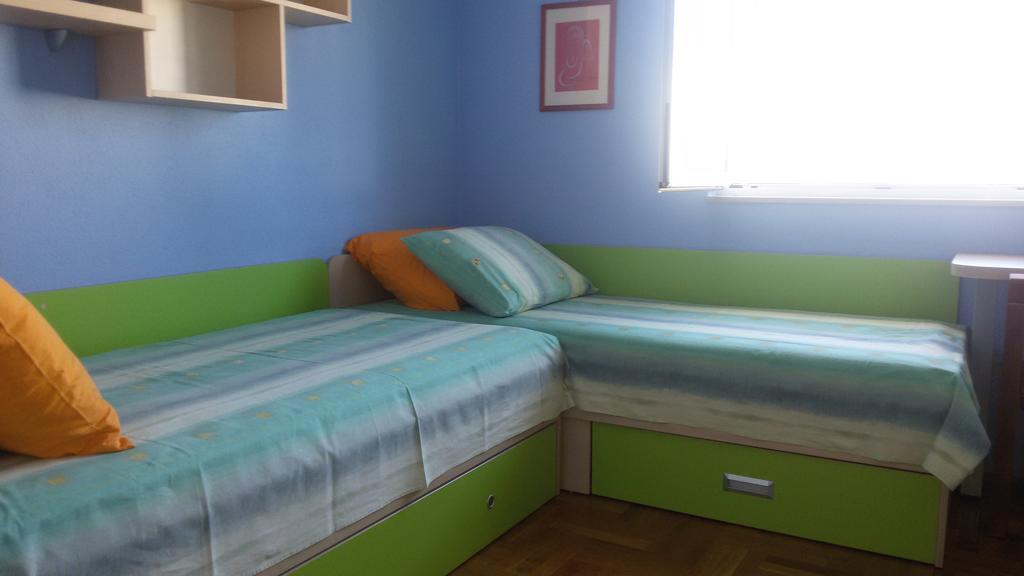 Apartment Mihanovic Žrnovnica المظهر الخارجي الصورة