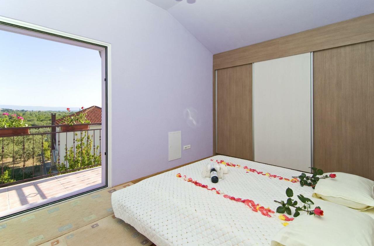 Apartment Mihanovic Žrnovnica المظهر الخارجي الصورة